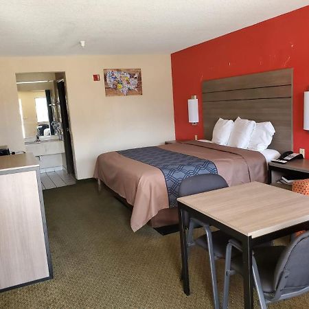 Express Inn Далас Екстериор снимка